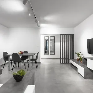 https://apt-consul-nilie-hospitality-mgmt.hotelschalkidiki.net